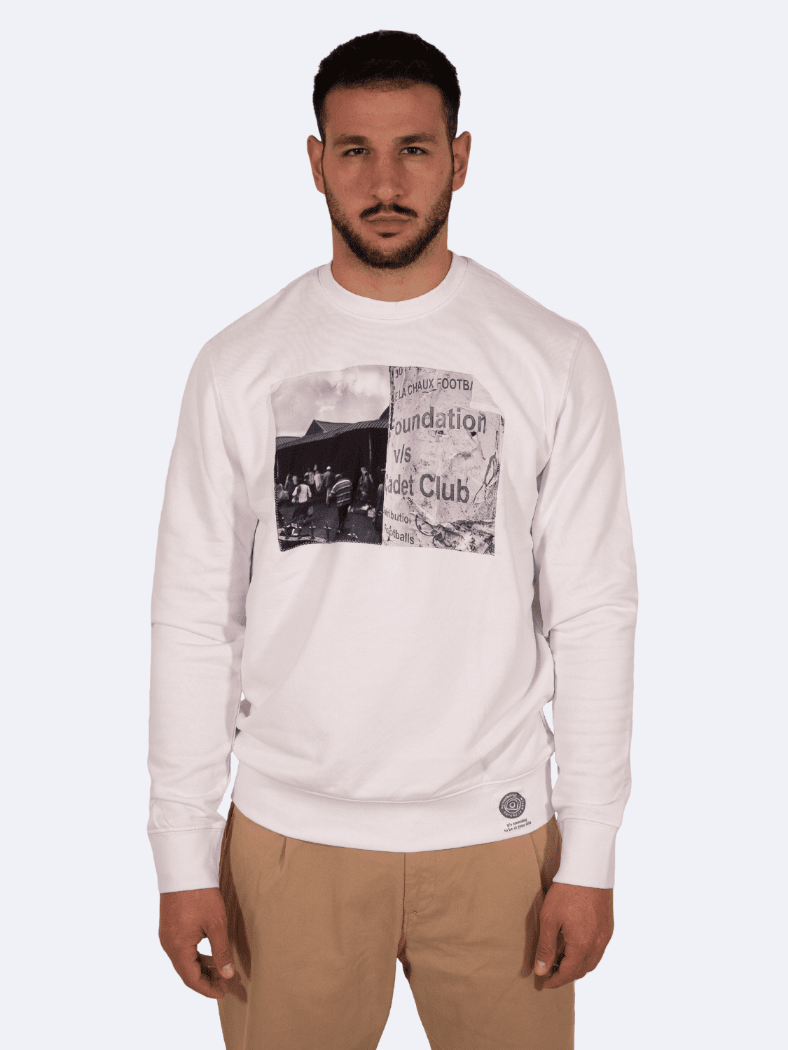 ICON FOOTBALL FELPA DARK KHAKI GUY - Felpa A Green Badge - Streetwear Sostenibile Made in Italy