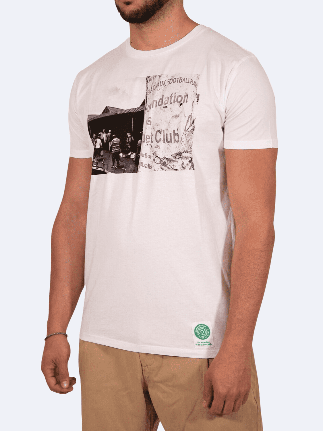 ICON FOOTBALL T - SHIRT BIANCO GUY - T-Shirt A Green Badge - Streetwear Sostenibile Made in Italy