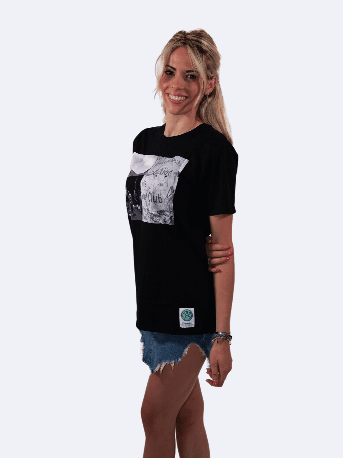 ICON FOOTBALL T - SHIRT BIANCO LADY - T-Shirt A Green Badge - Streetwear Sostenibile Made in Italy